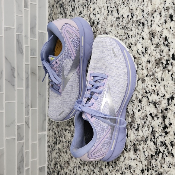 Brooks Shoes Lilac Purple Brooks Ghost 4 Running Shoes Sz 7 W